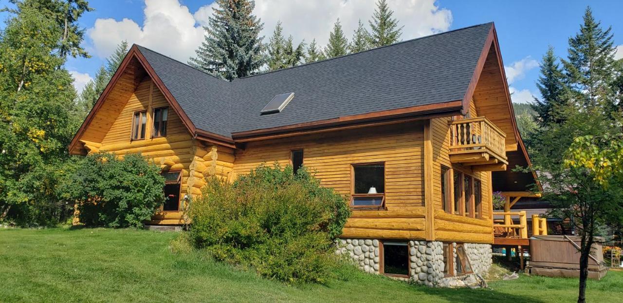 Kicking Horse Canyon Guest House Golden Zewnętrze zdjęcie